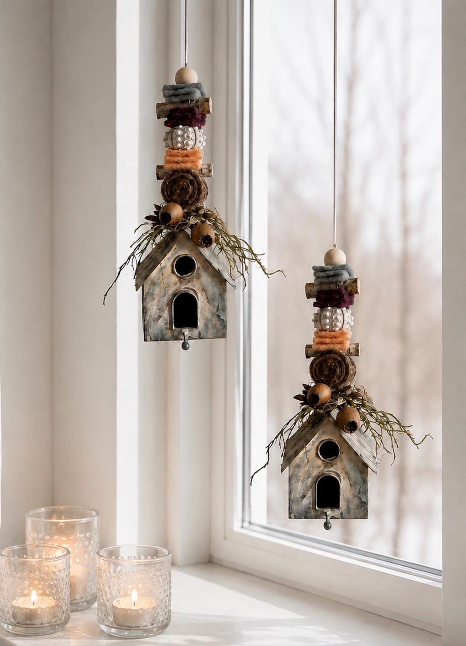 Vogelhaus Fensterhänger aus Metall mit Filz Naturmaterialien