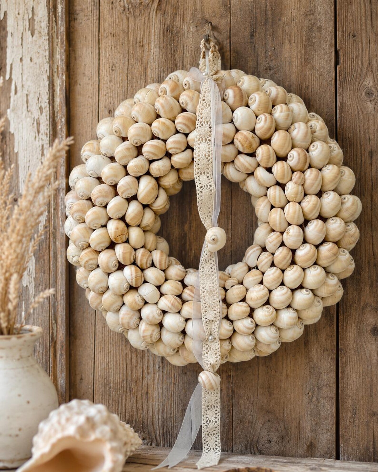 Großer Muschelkranz Natur Beige