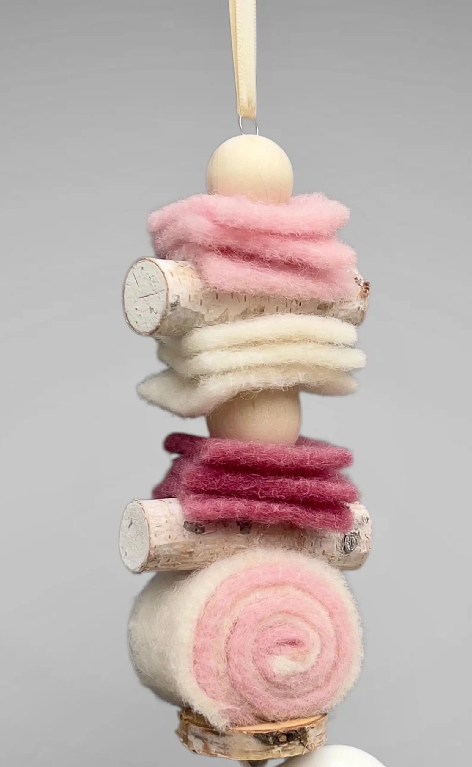 Fensterdeko Herz Rosa Creme – Detailansicht 4 – Vorschaubild